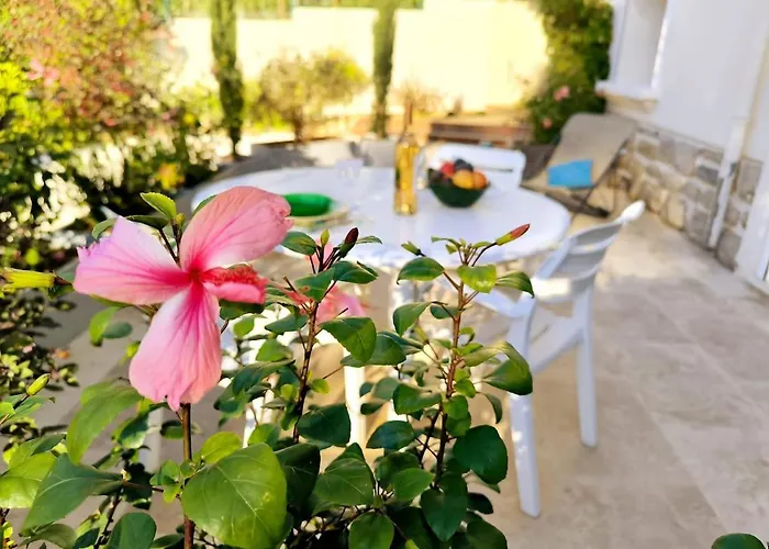 Perlange, Au Calme, 2 *