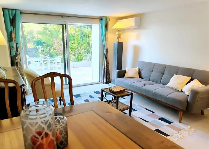 Апартаменты Perlange, Au Calme, 2 *